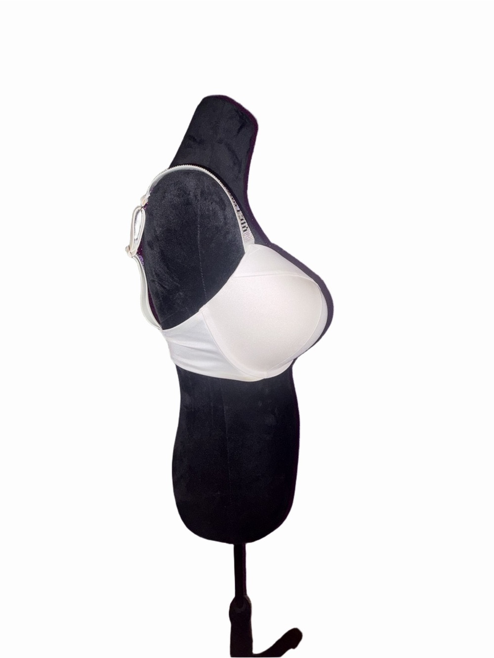 Victoria’s Secret White T-Shirt Bra 38DDD NWT Logo Strap Lightly Flawed - Picture 4 of 14